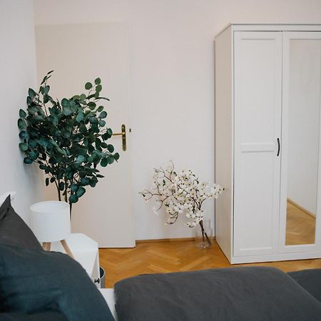 110Qm, 4 Bedrooms, Near Schoenbrunn - Axara Housing Osw 33 เวียนนา ภายนอก รูปภาพ