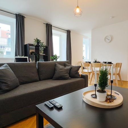 110Qm, 4 Bedrooms, Near Schoenbrunn - Axara Housing Osw 33 เวียนนา ภายนอก รูปภาพ